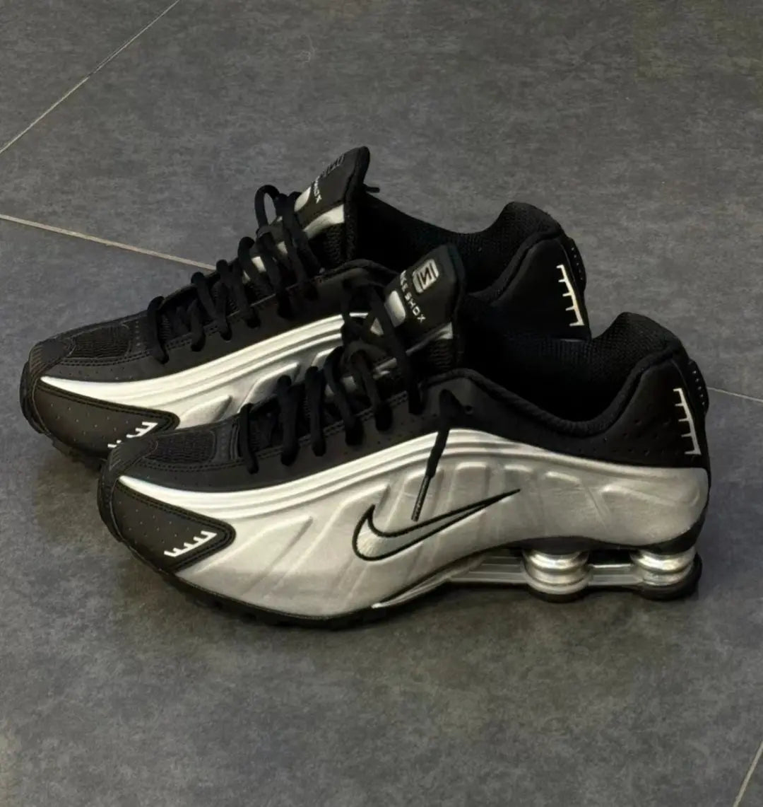 NIKE SHOX R4 2000 - NorthSide