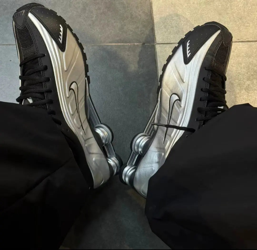 NIKE SHOX R4 2000 - NorthSide