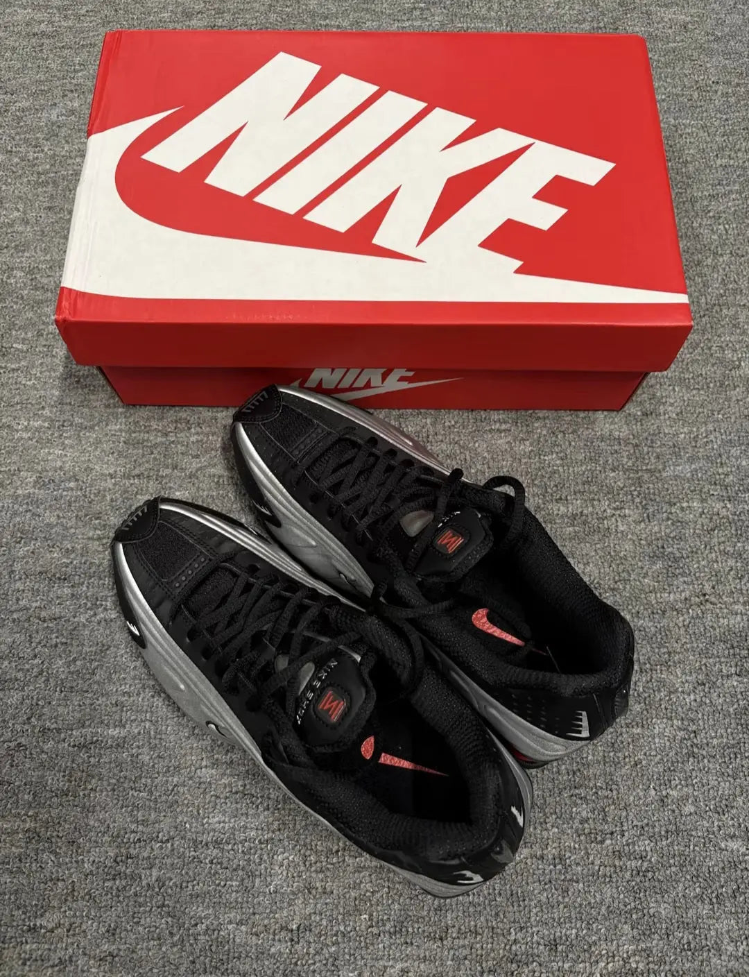 NIKE SHOX R4 2000 - NorthSide